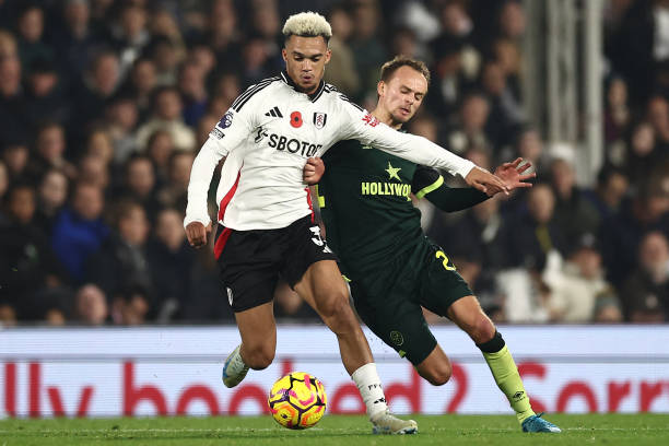 紧密合作尤 紧密合作尤