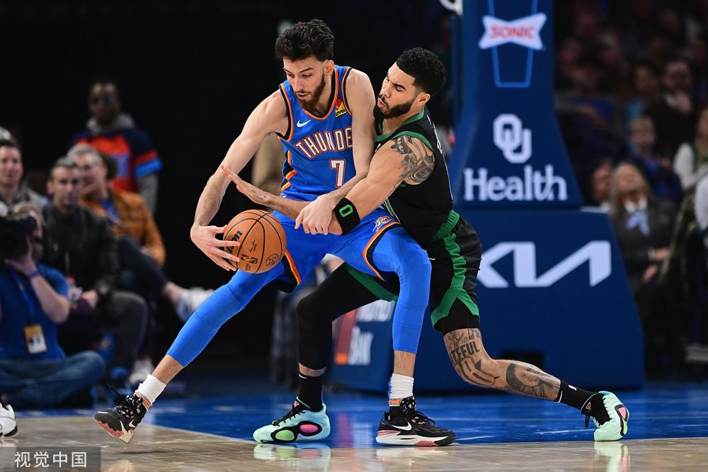 尤其是在军 尤其是在军