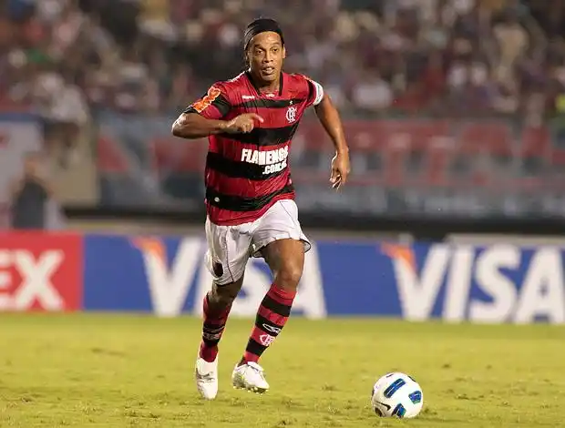 深入了解球 深入了解球