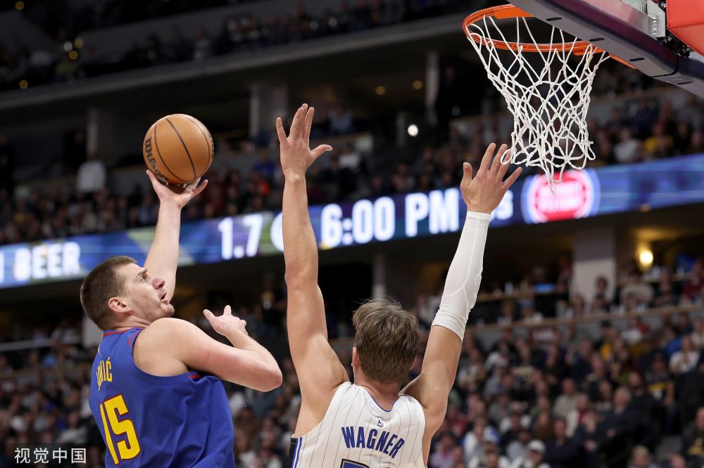 巴萨主帅借 巴萨主帅借